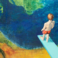 Realistisches, großformatiges Acrylbild: Ein Junge in Badehose auf einem Sprungbrett blickt in eine abstrakte Landschaft unter ihm.